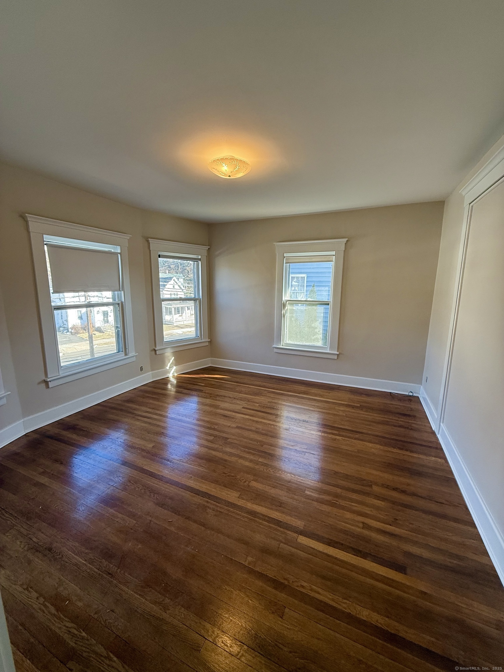136 Hawthorne Avenue 2