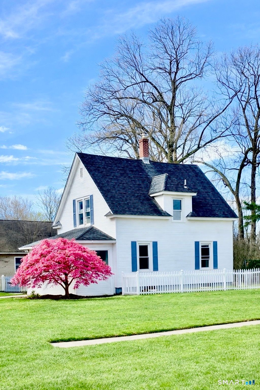 Photo of 178 Parker Street, Manchester, CT 06040 (MLS # 24167166)