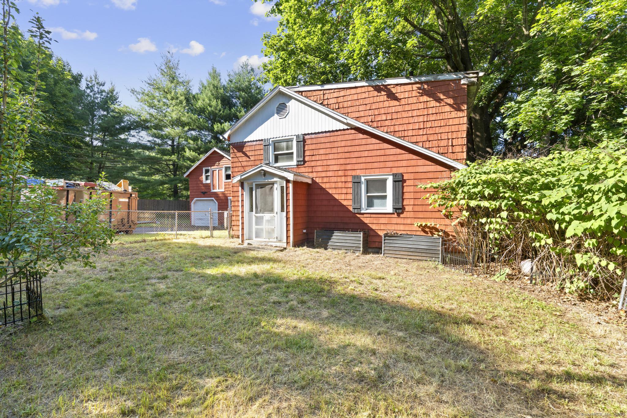 215 Maple Street