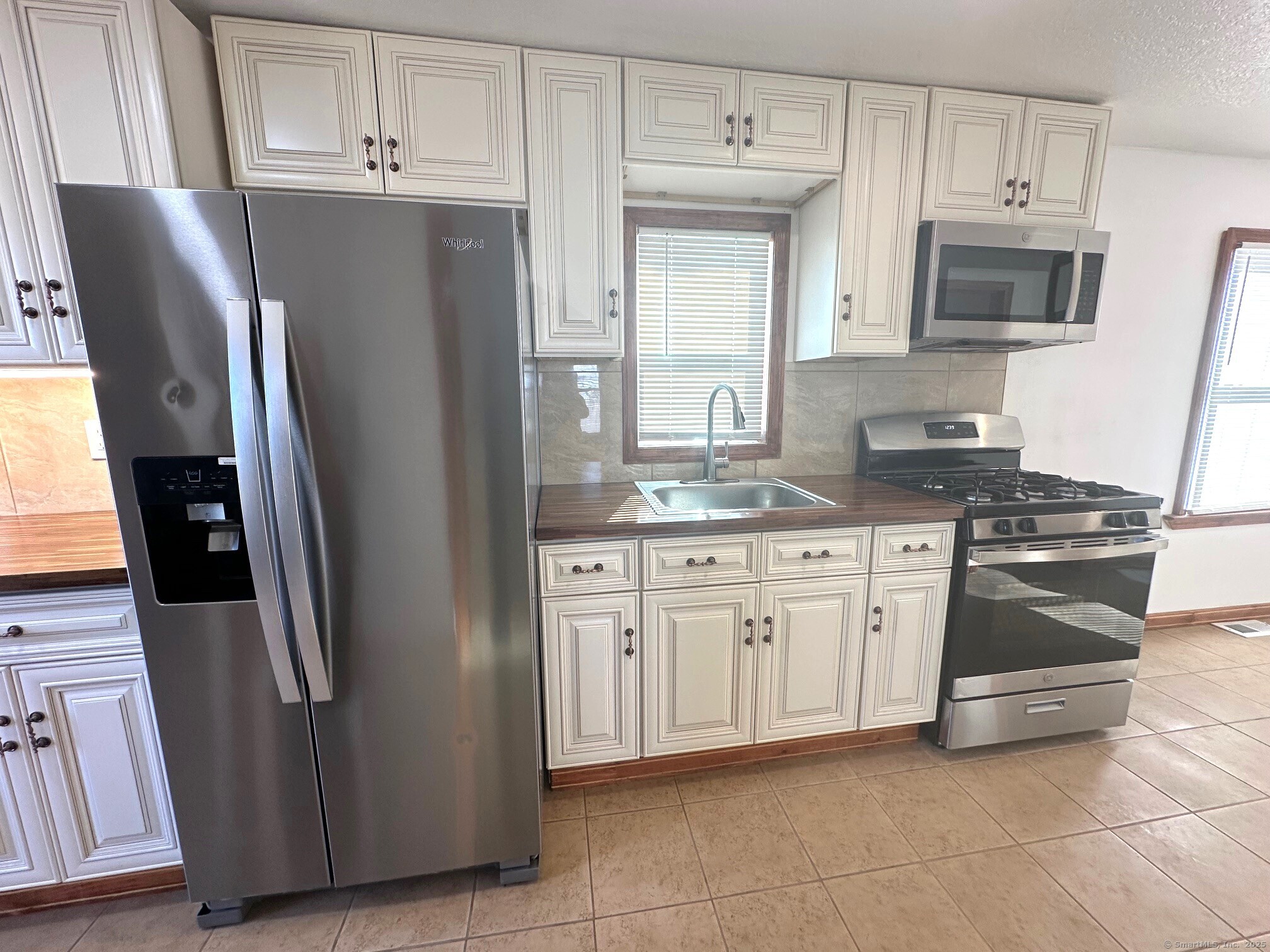 35 Stevens Street, East Haven, Connecticut image 4