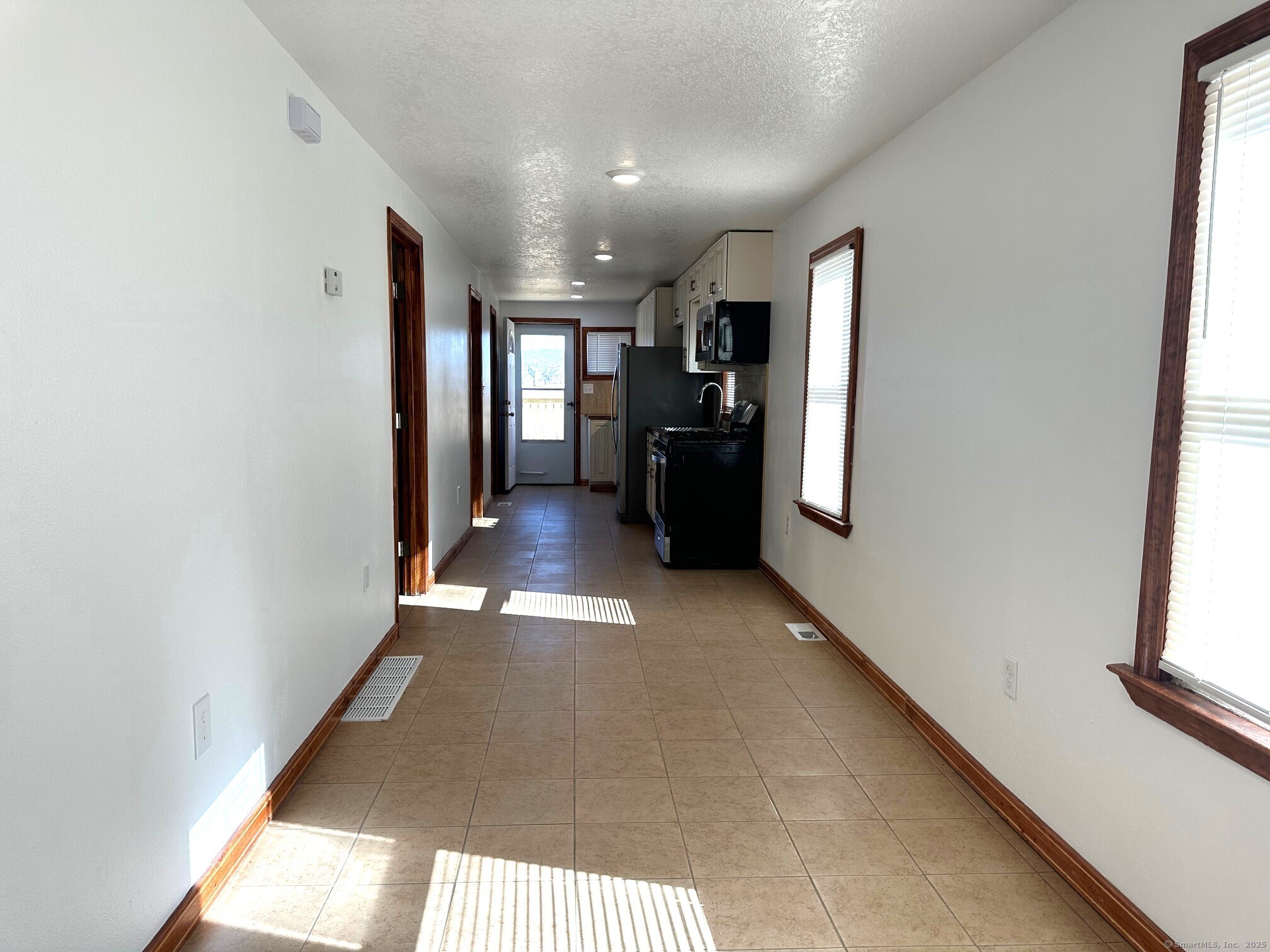 35 Stevens Street, East Haven, Connecticut image 3