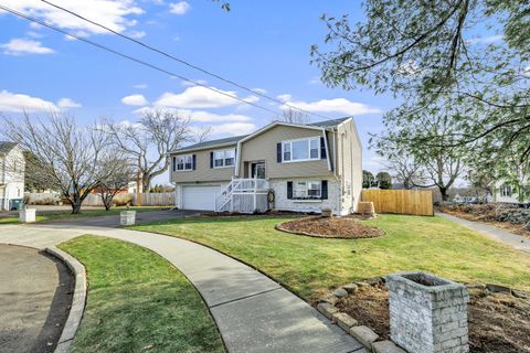 195 Meadow Park Drive Milford CT 06461