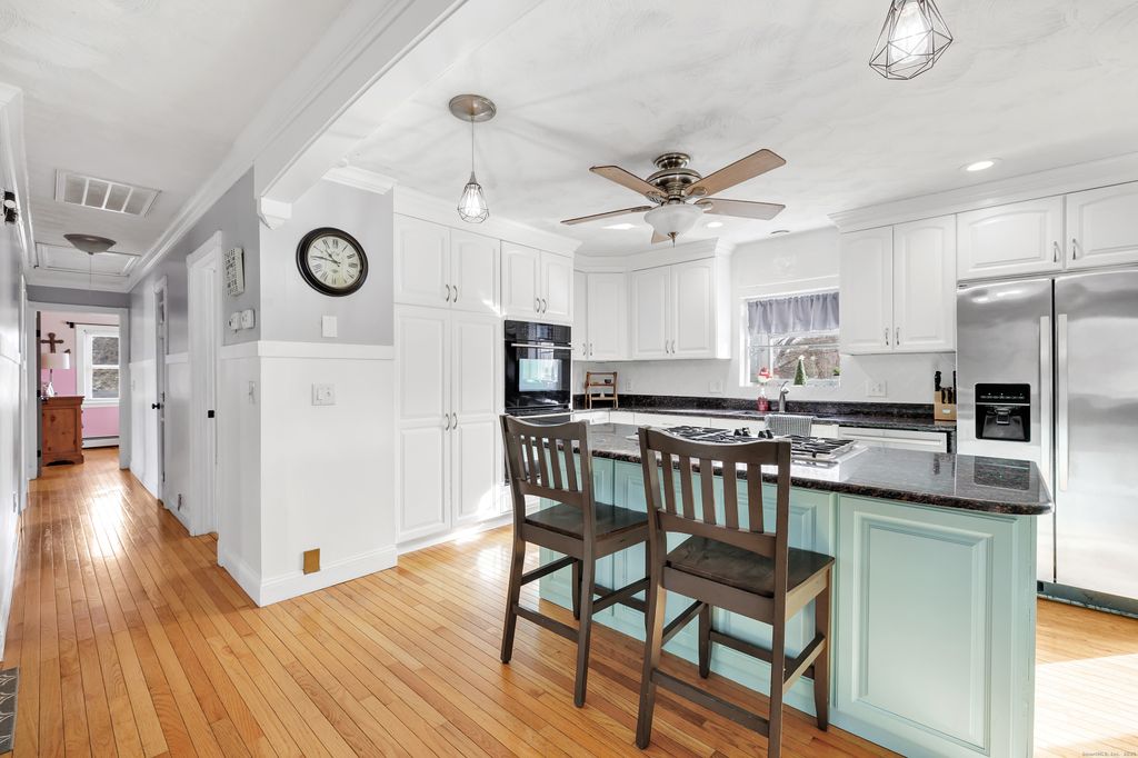 Photo of 195 Meadow Park Drive, Milford, CT 06461 (MLS # 24143902)