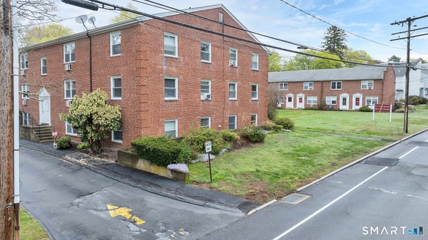 111 NILES HILL RD UNIT E, NEW LONDON, CT 06320 - Image bbf542df45a0da7c1df24f87ca39e4dd/4231303710
