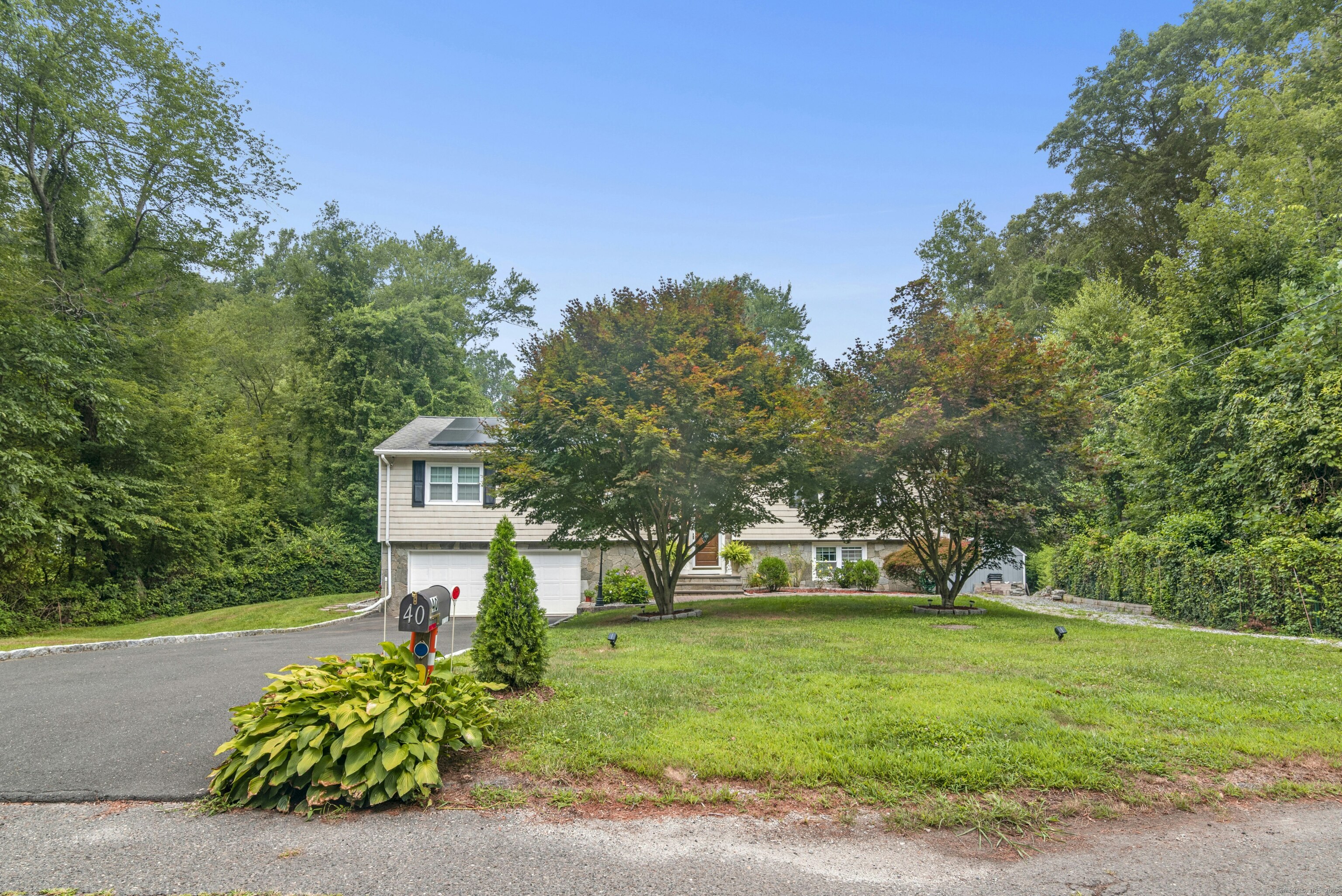 40 Winthrop Place