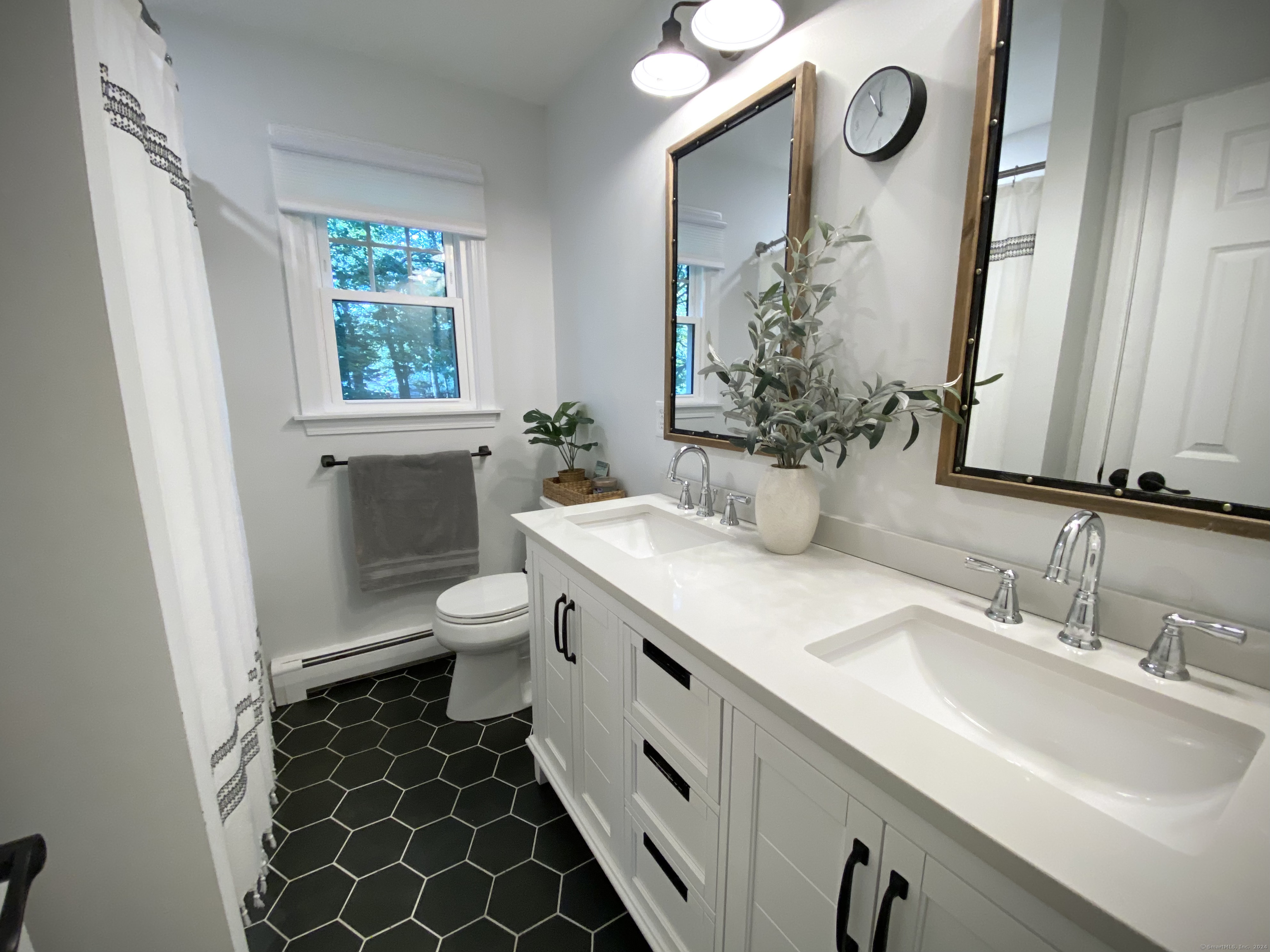 212 Wedgewood Drive, Torrington, Connecticut image 34