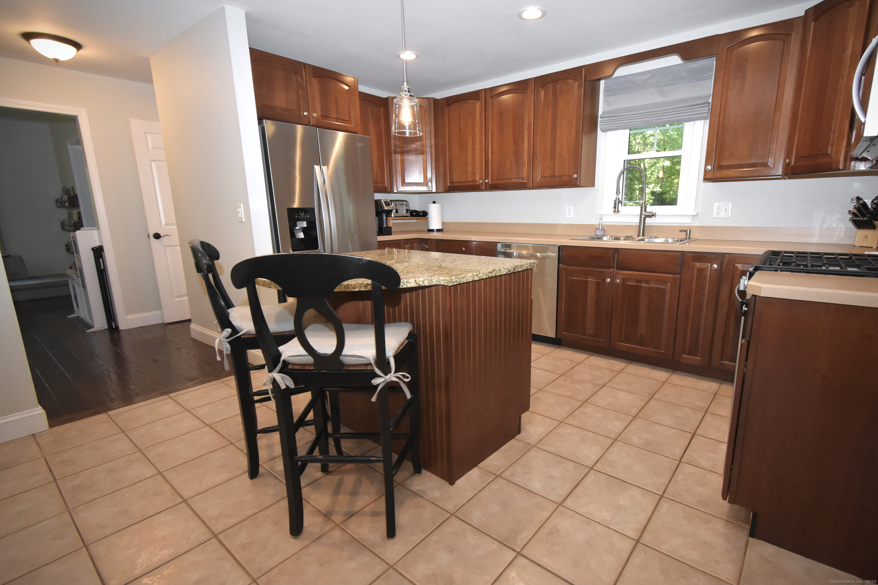 212 Wedgewood Drive, Torrington, Connecticut image 12