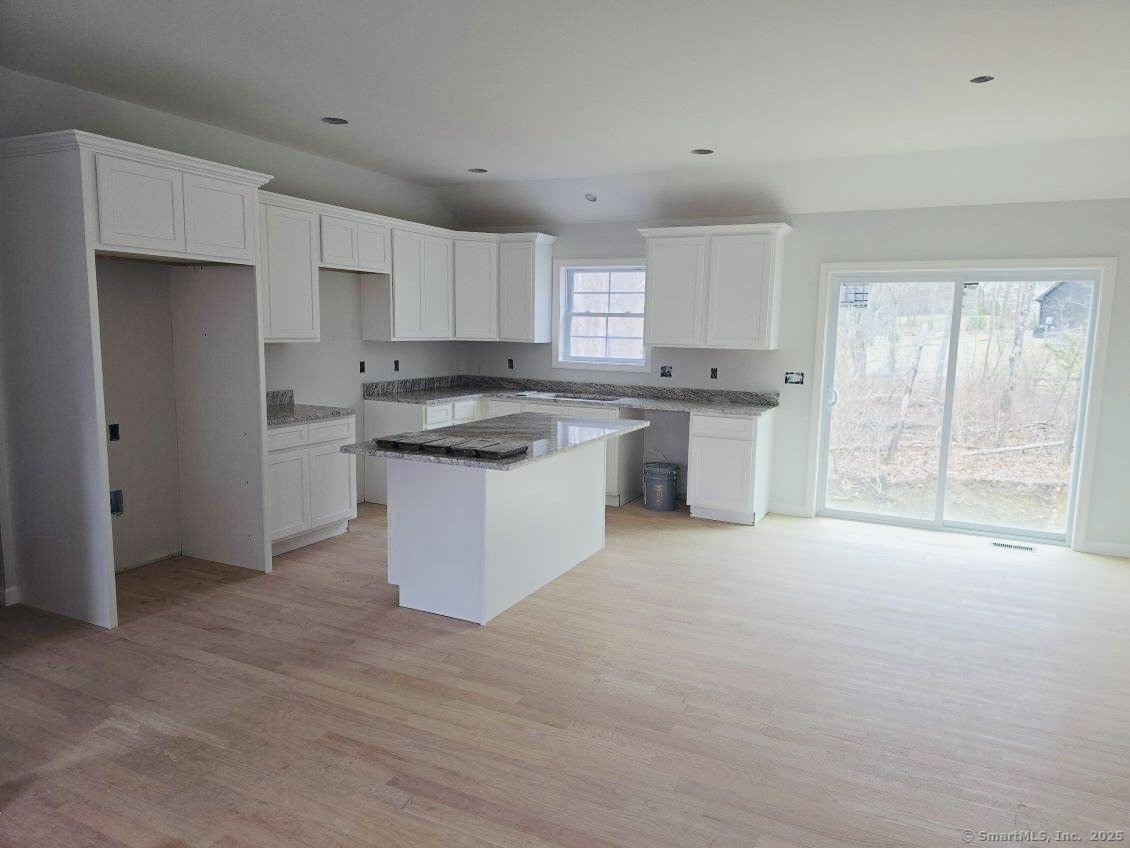 105 Reilly Road, Hampton, Connecticut image 8