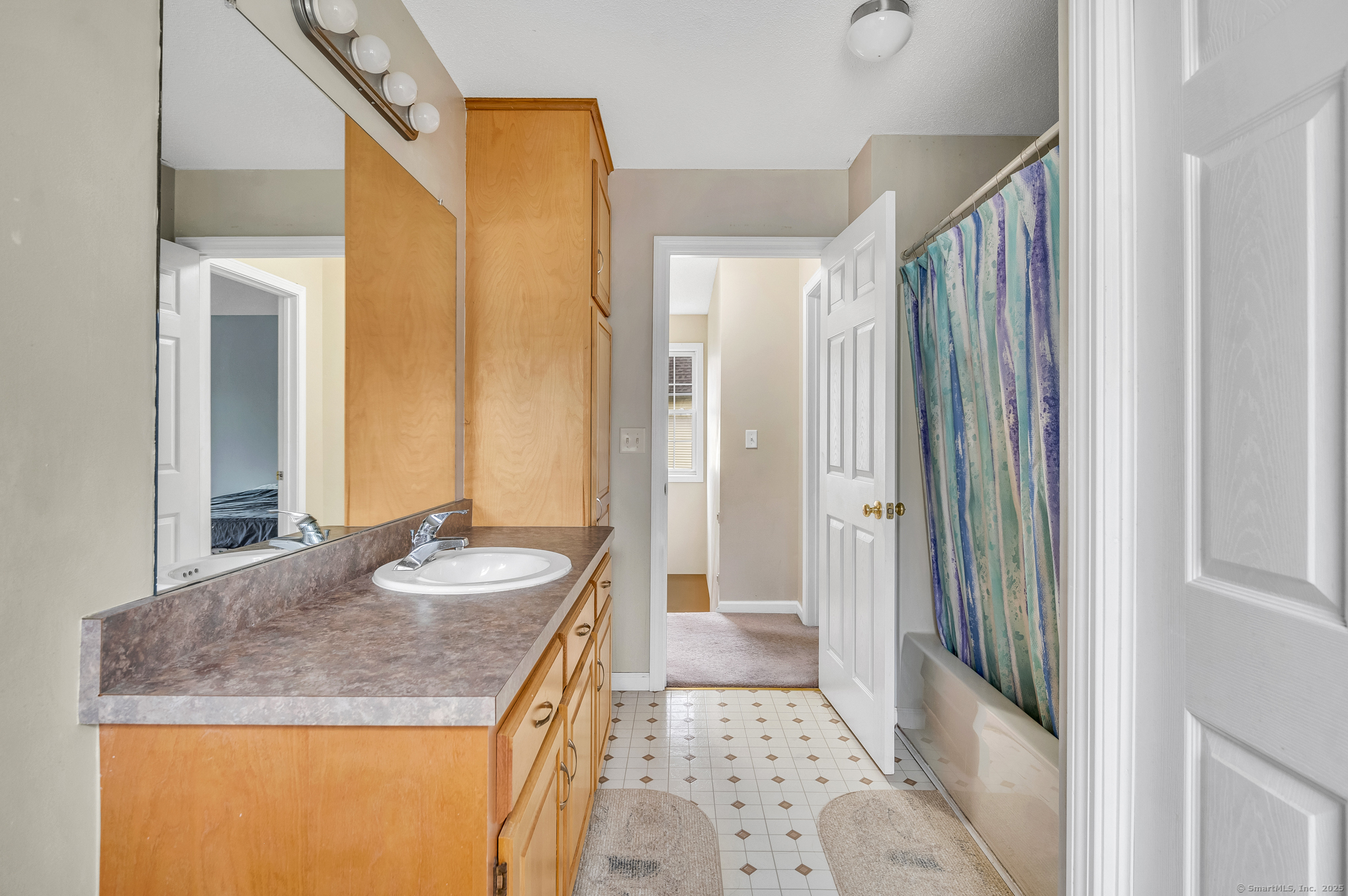 27 Olde Village Circle #27, Wallingford, Connecticut image 30