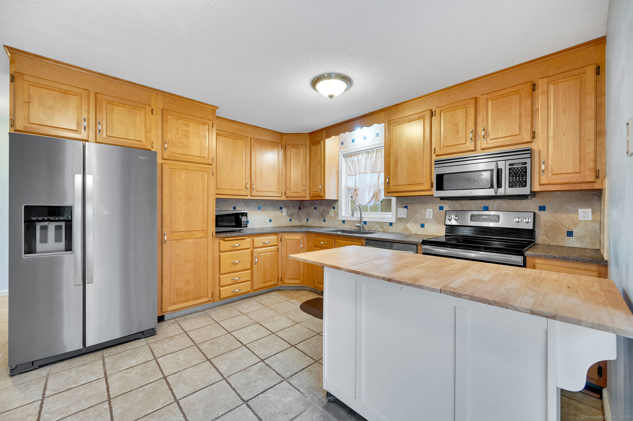 27 Olde Village Circle #27, Wallingford, Connecticut image 14