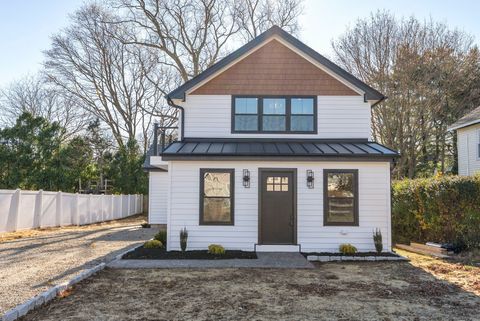 Tiny photo for 23 Clinton Avenue, Old Saybrook, CT 06475 (MLS # 24142087)