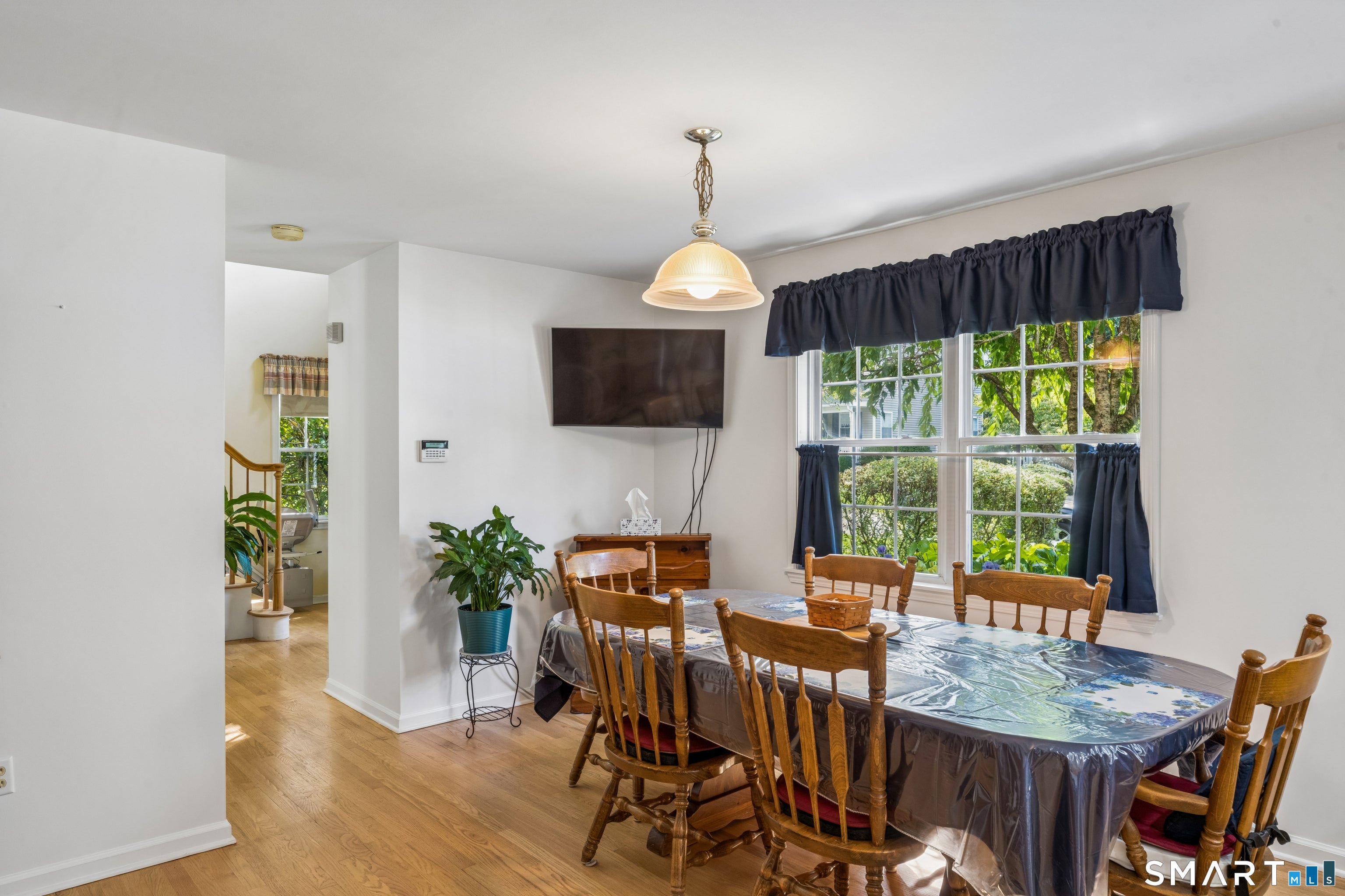 5 Pequot Court 5