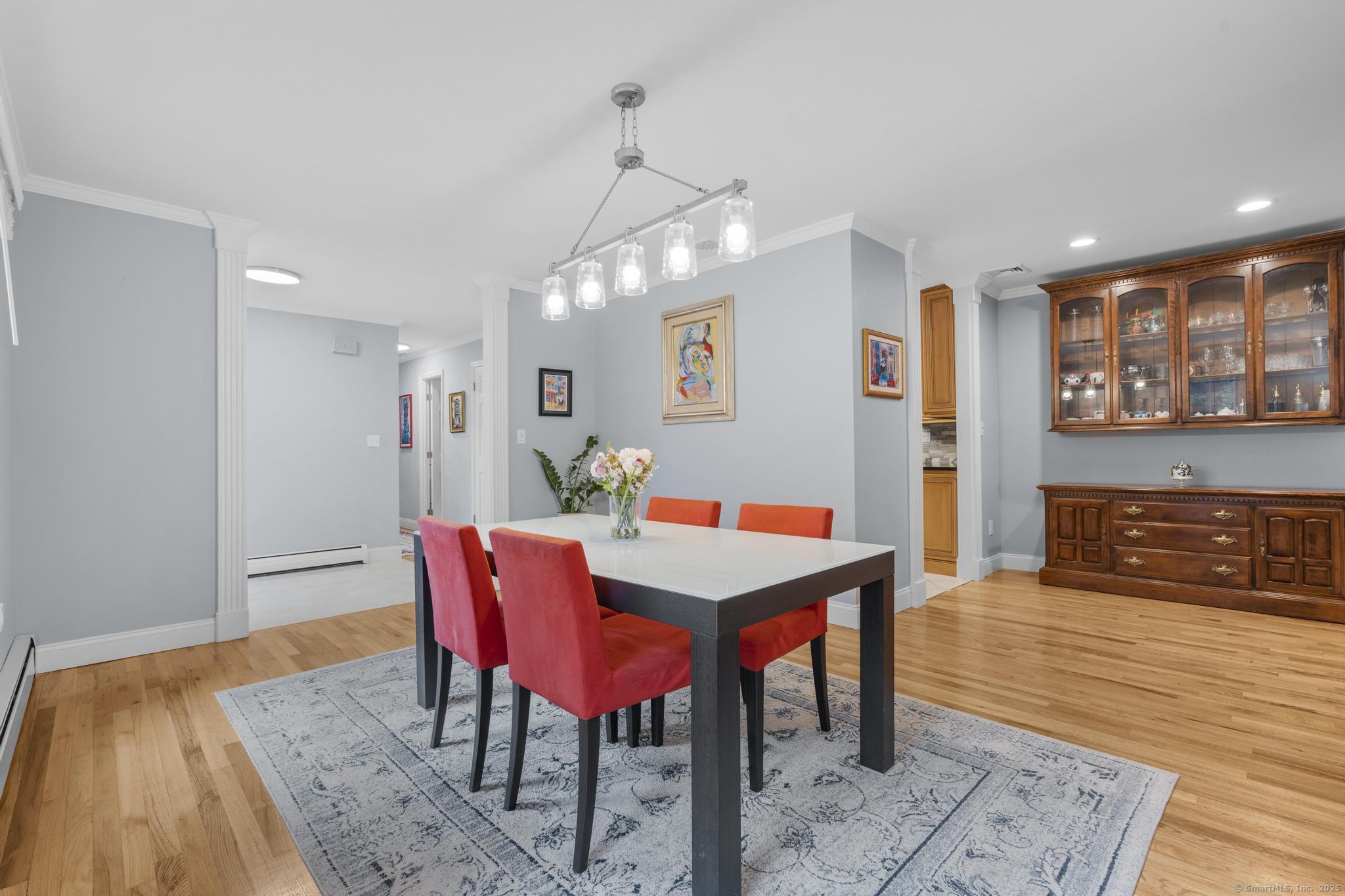 477 Skyline Drive