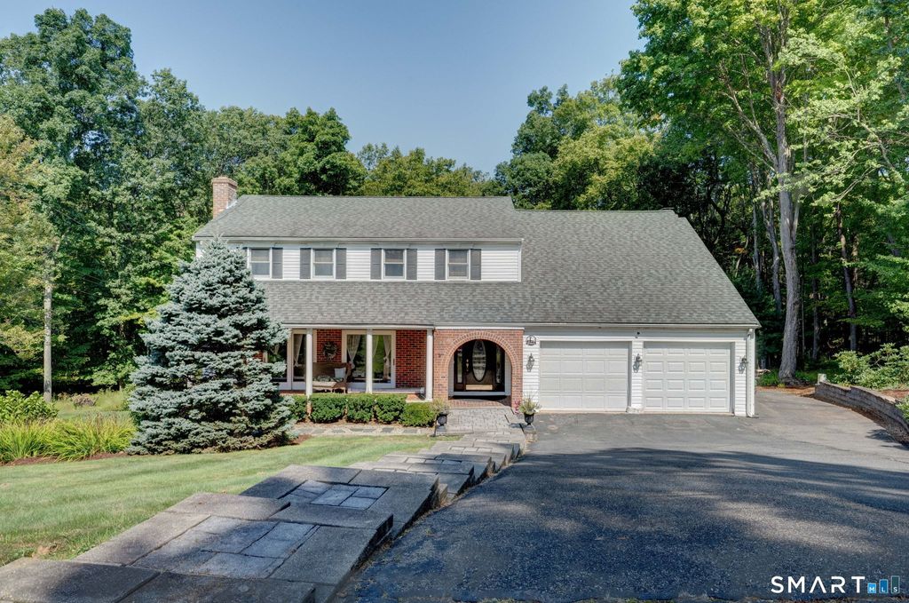 Photo of 165 Oak Ridge Drive, Berlin, CT 06037 (MLS # 24158279)