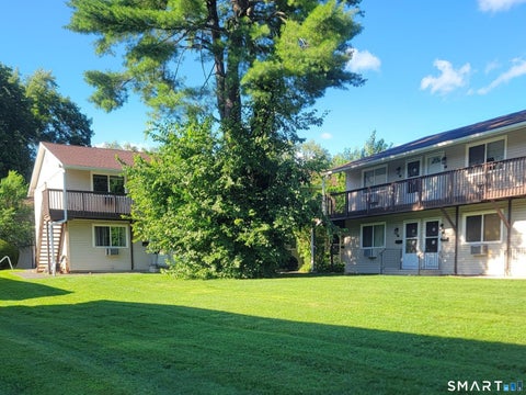 Condo For Rent - 27 Bostwick Arms #27<br/> New Milford, CT 06776