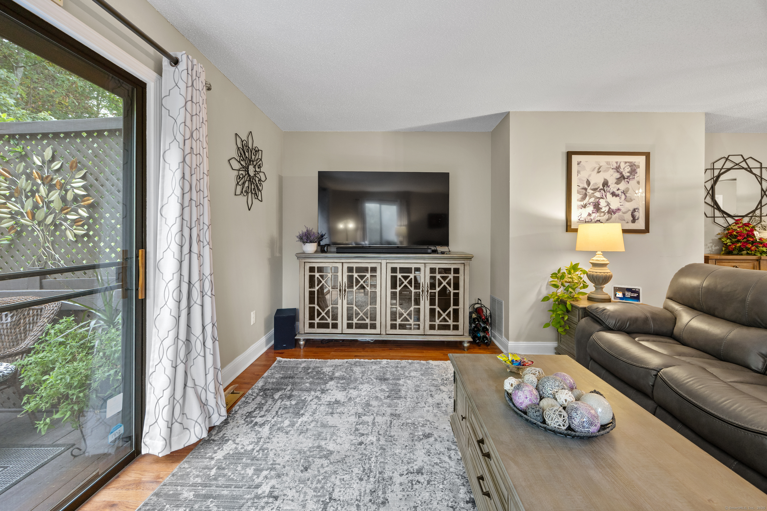 140 Thompson Street APT 14A