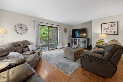 140 Thompson Street APT 14A East Haven CT 06513