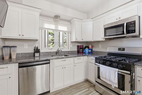 Tiny photo for 5 David Drive #5, East Windsor, CT 06088 (MLS # 24166994)