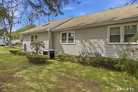 Tiny photo for 5 David Drive #5, East Windsor, CT 06088 (MLS # 24166994)