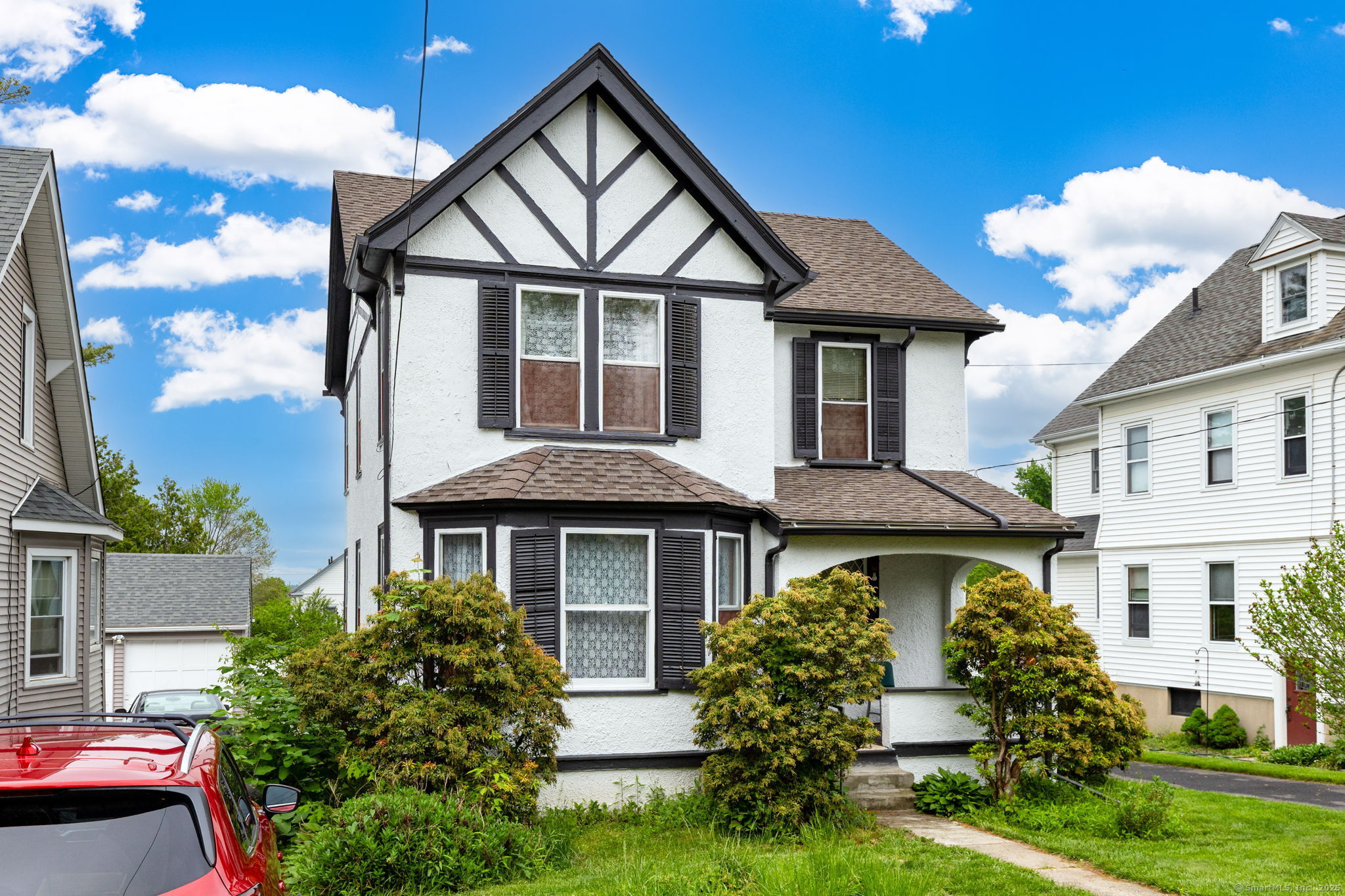 Property for Sale at Broadview Terrace, Hartford, Connecticut - Bedrooms: 3 
Bathrooms: 1 
Rooms: 8  - $224,900