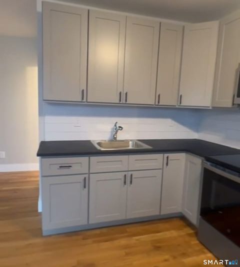 Multifamily For Rent - 980 Hancock Avenue #2R<br/> Bridgeport, CT 06605