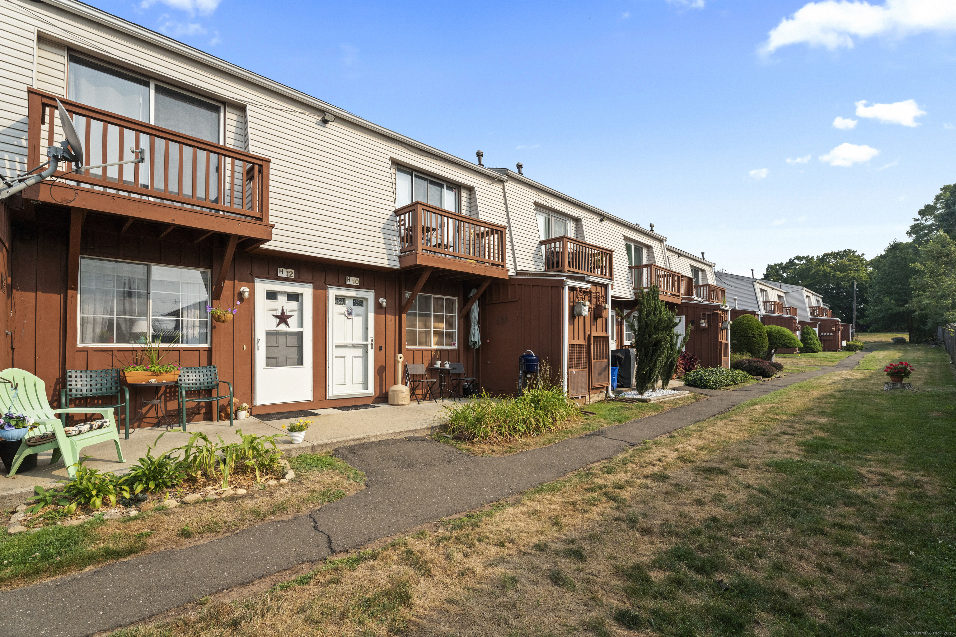 330 Short Beach Road APT H12