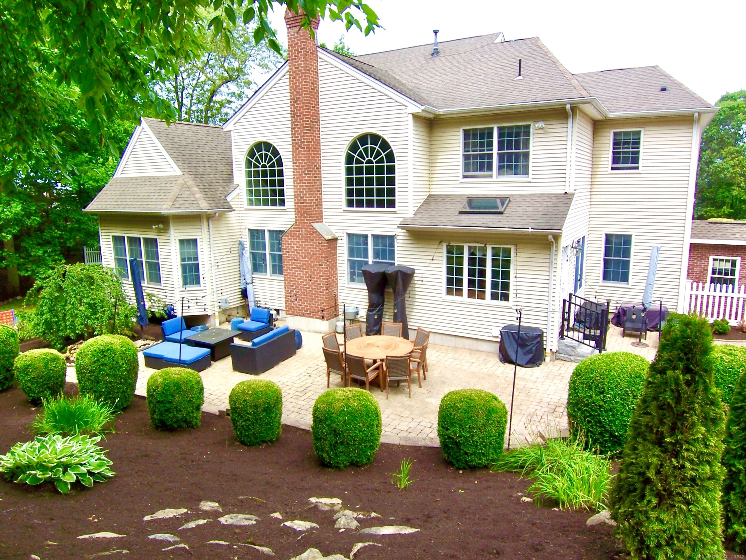 106 Paxton Way