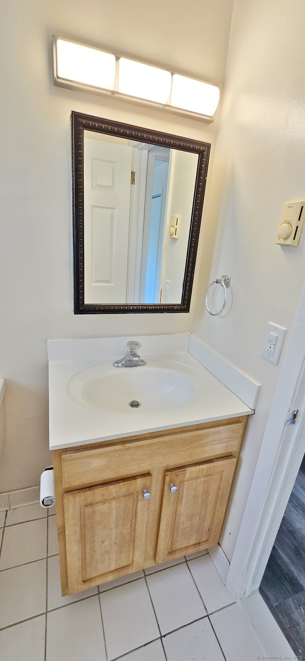 17 Fordyce Court #APT 12, New Milford, Connecticut image 19