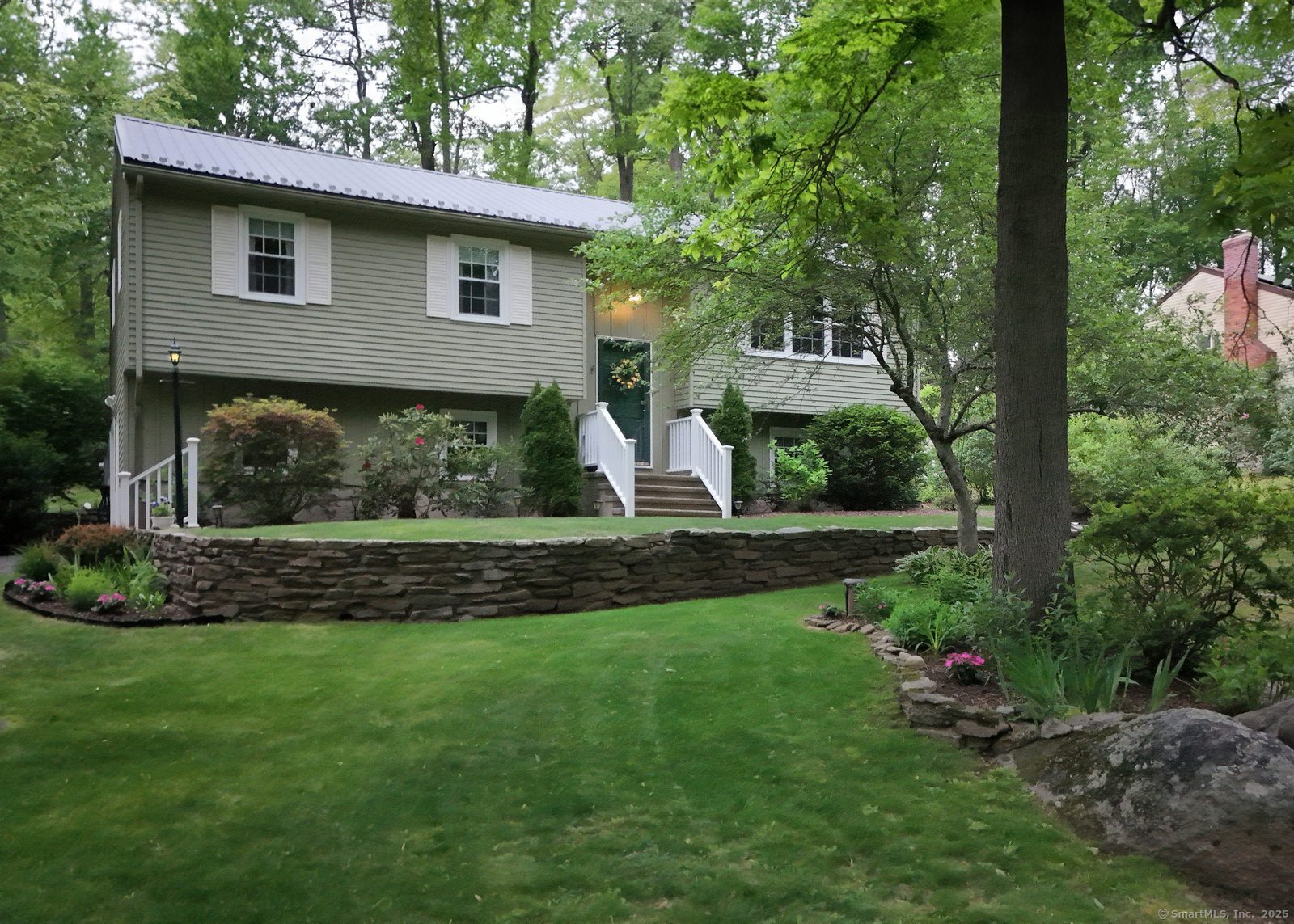 10 Brewer Road, East Hampton, Connecticut image 2