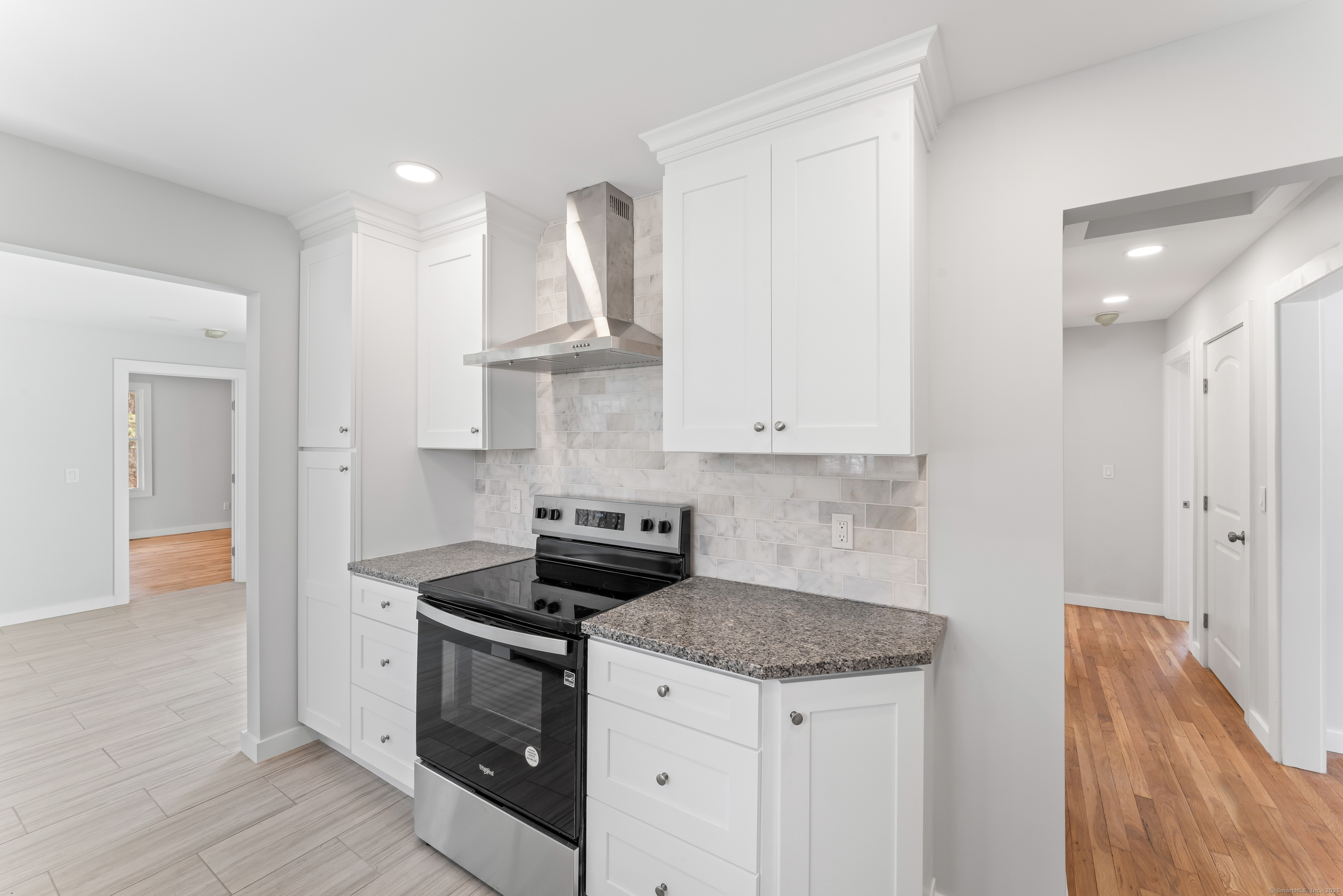 112 Long Swamp Road, Wolcott, Connecticut image 5