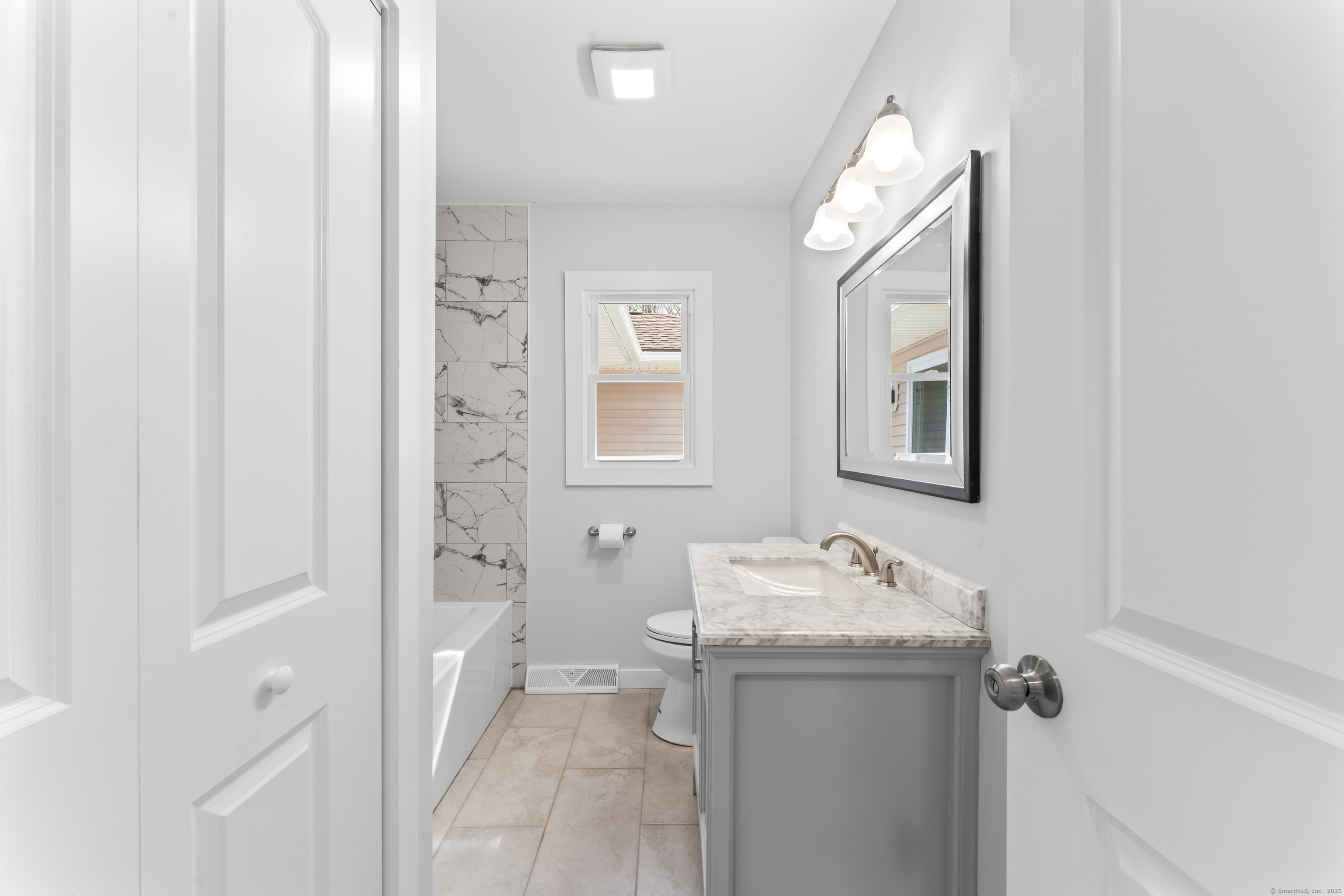 112 Long Swamp Road, Wolcott, Connecticut image 11