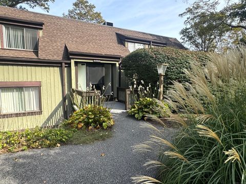86 Heritage Village D Southbury CT 06488