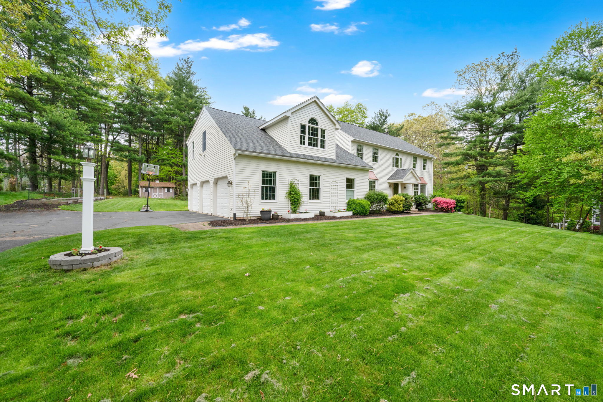 11 Benjamin Drive