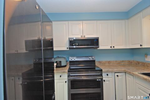 Tiny photo for 321 Greens Loop #321, Cheshire, CT 06410 (MLS # 24148097)