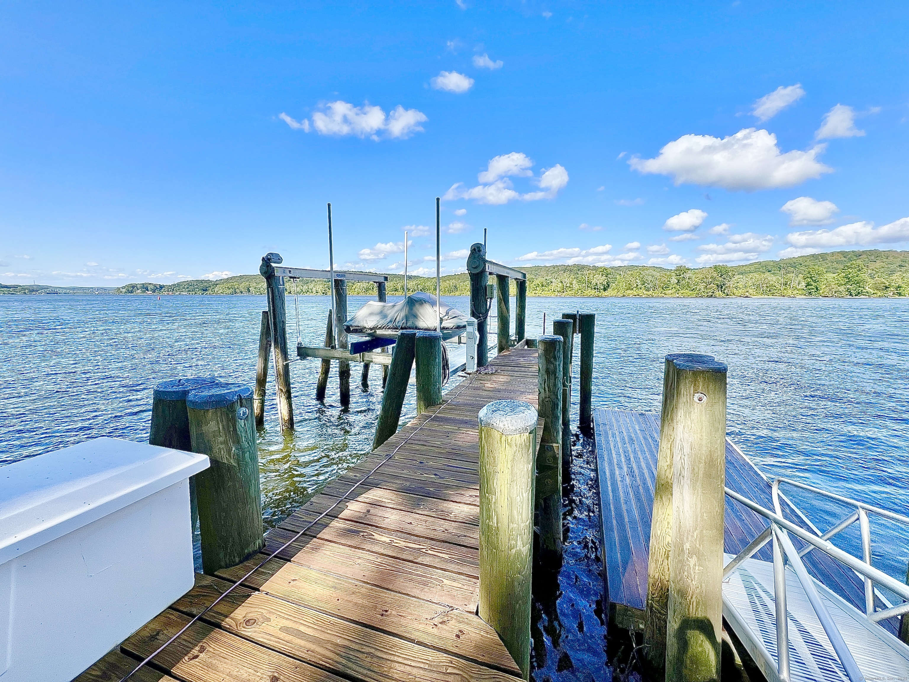 288 Middlesex Avenue