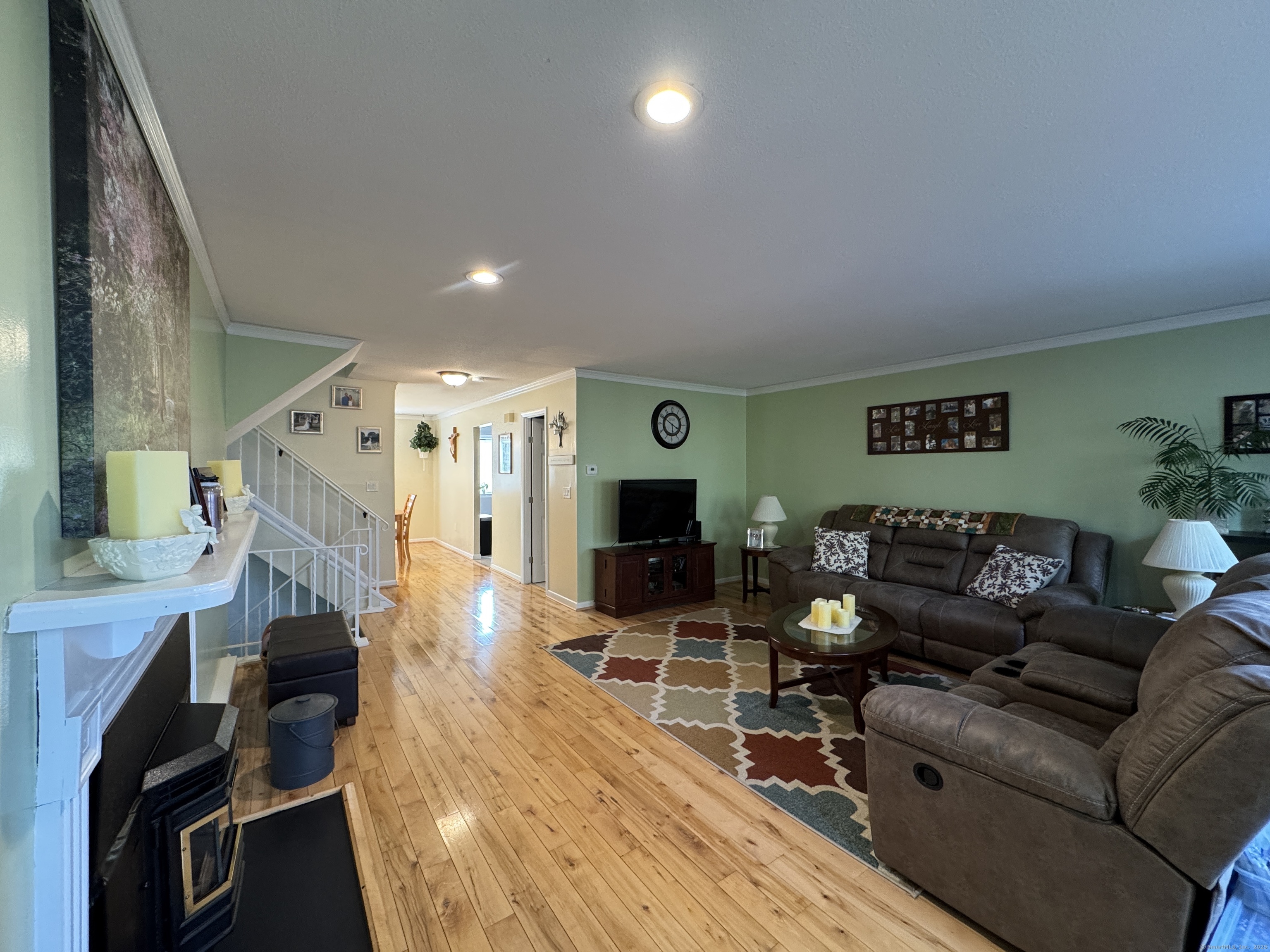 412 Main Street #APT 7, Plymouth, Connecticut image 10