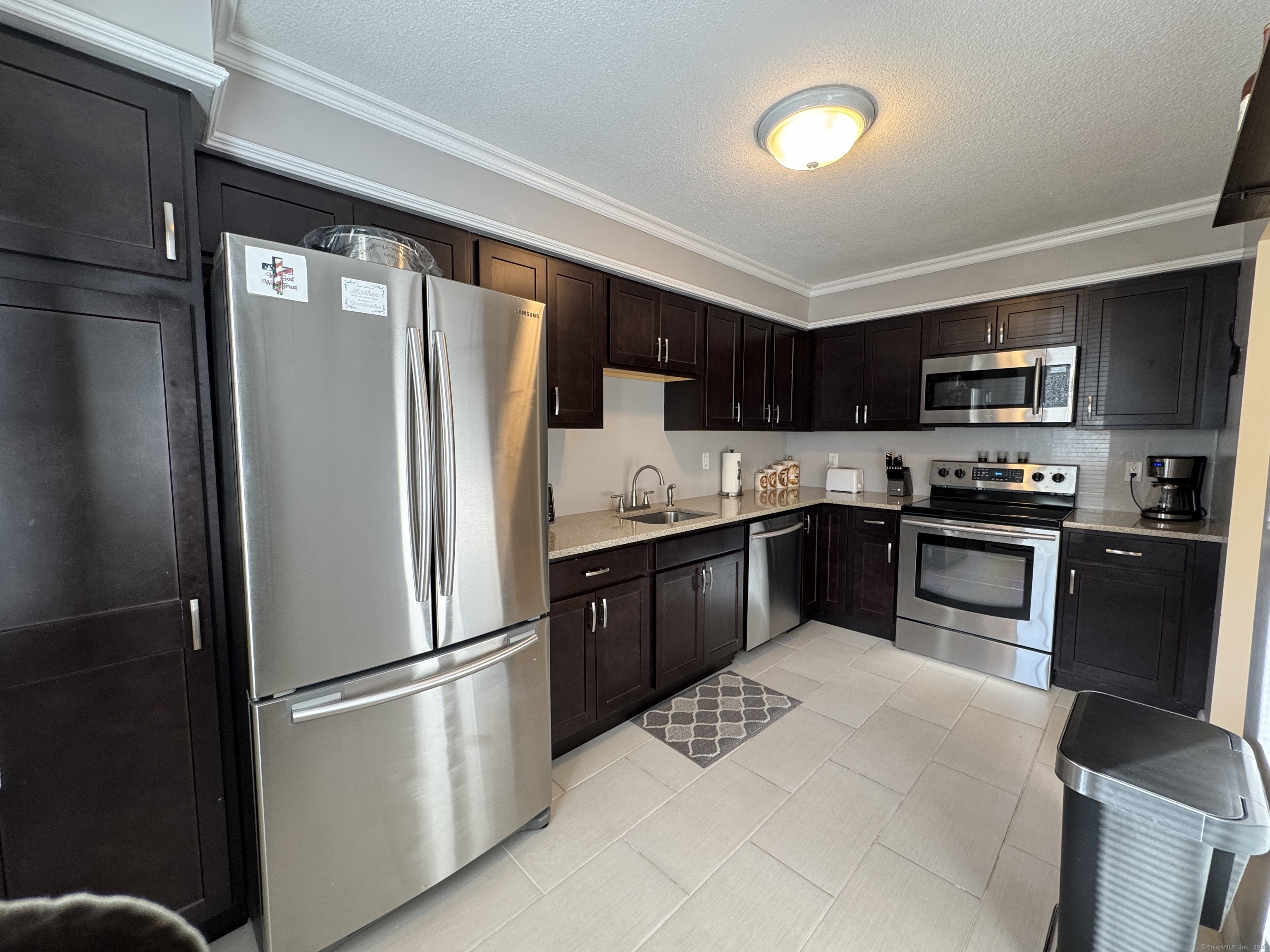 412 Main Street #APT 7, Plymouth, Connecticut image 6