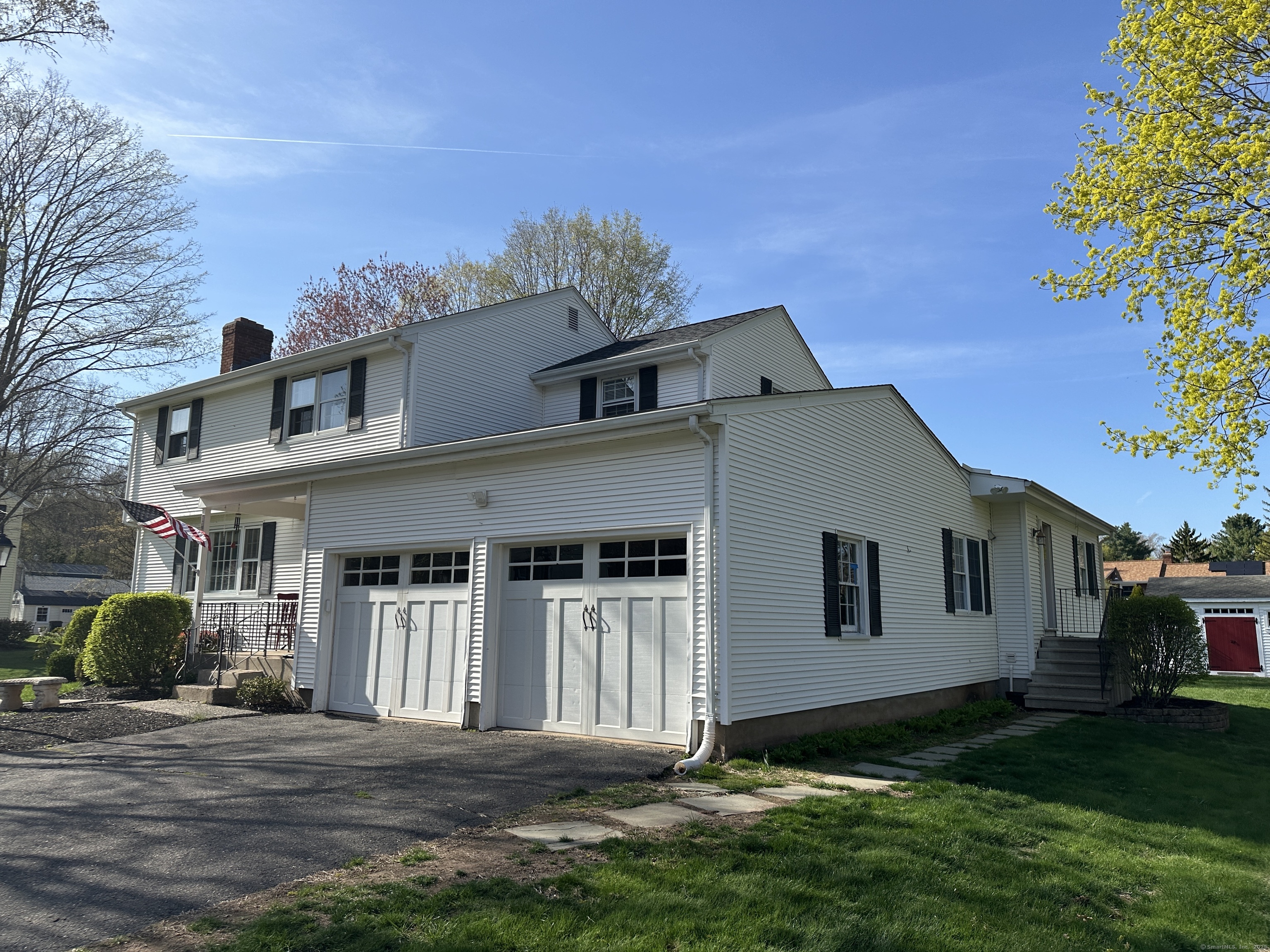 136 Ox Yoke Drive, Berlin, Connecticut image 2