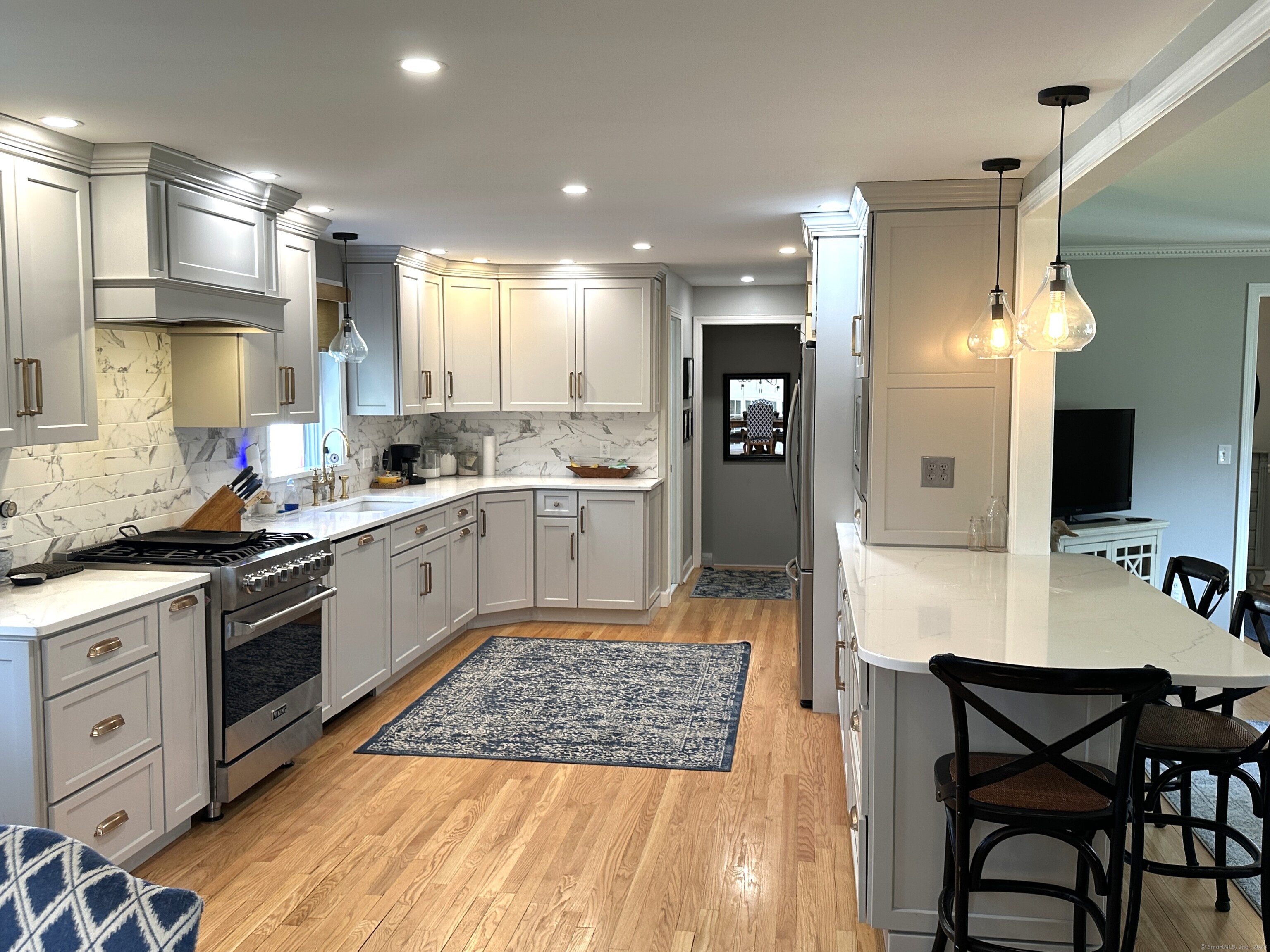 136 Ox Yoke Drive, Berlin, Connecticut image 3