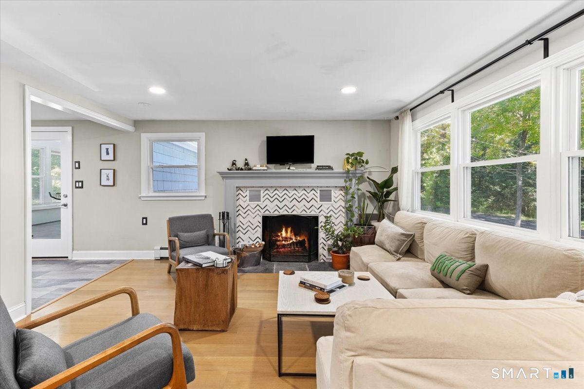 562 Branchville Road