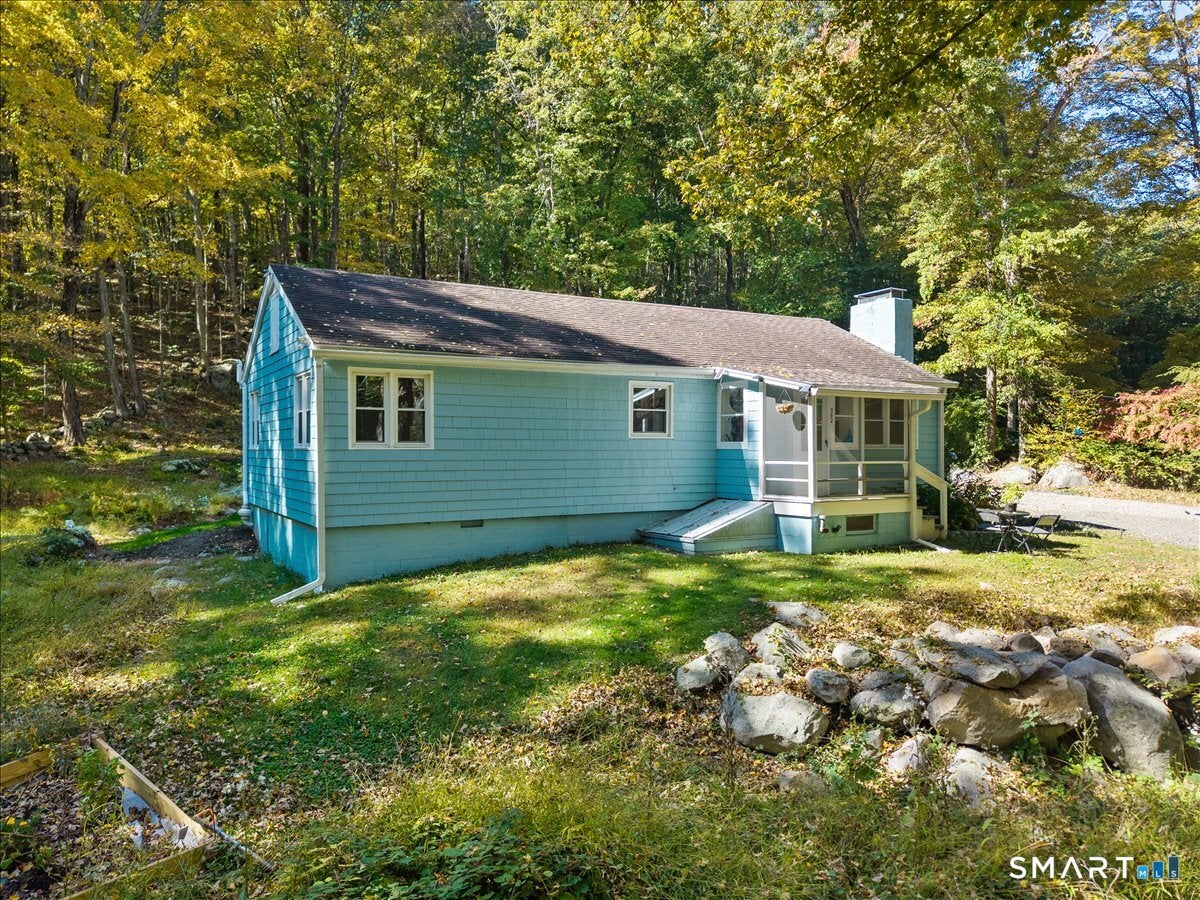 562 Branchville Road
