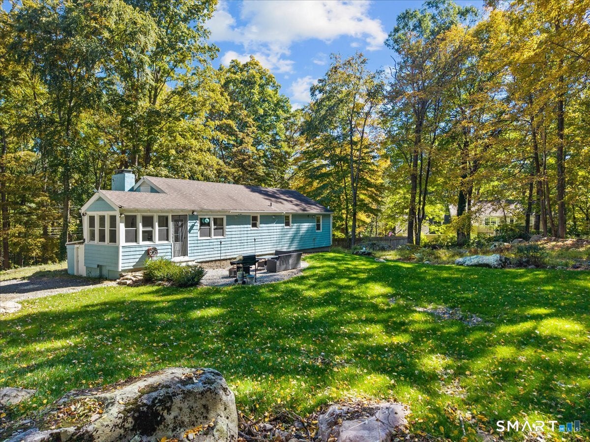 562 Branchville Road