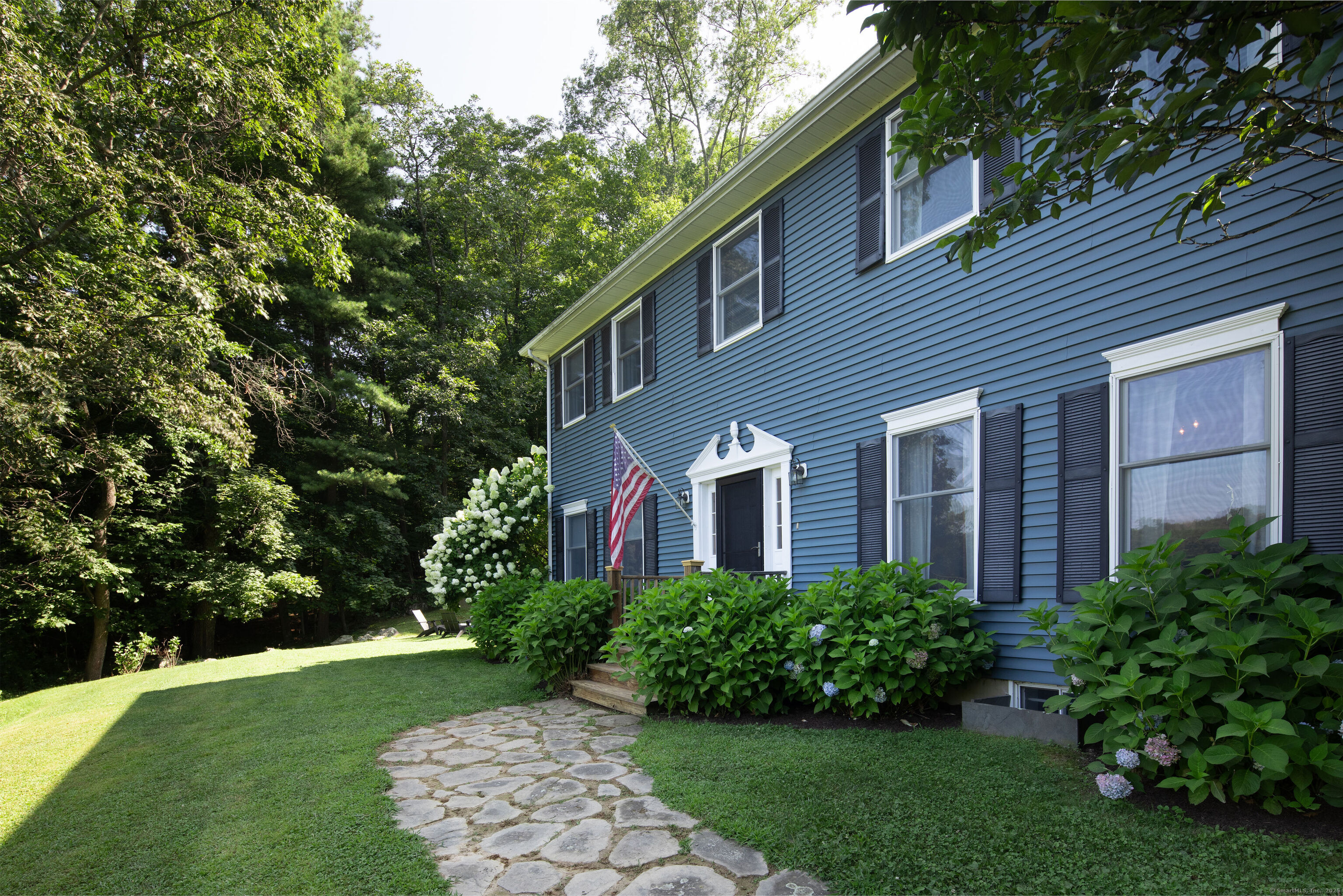 190 Cornwall Bridge Road