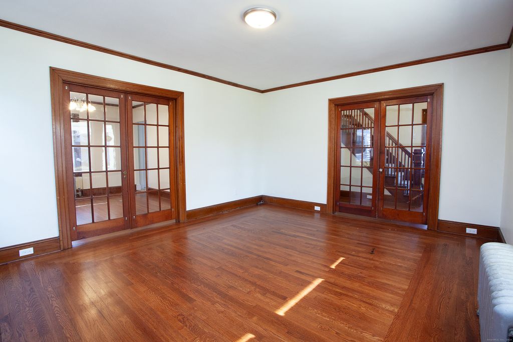 Photo of 93 Hollister Street, Manchester, CT 06042 (MLS # 24142912)