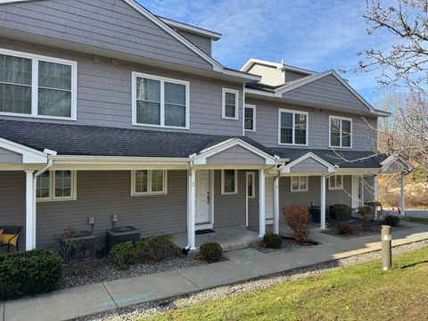 Photo of 330 Crystal Avenue #3, New London, CT 06320 (MLS # 24143896)