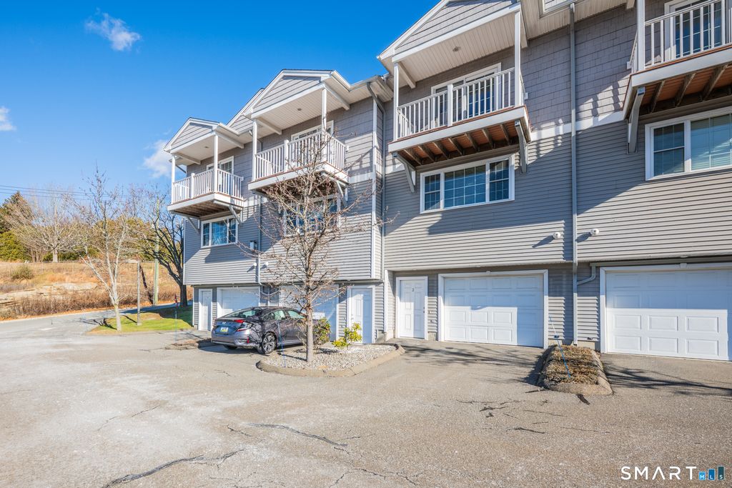 Photo of 330 Crystal Avenue #3, New London, CT 06320 (MLS # 24143896)