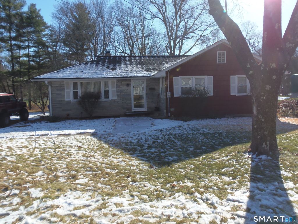 Photo of 139 Forest Street, East Hartford, CT 06118 (MLS # 24149795)