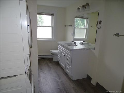 Tiny photo for 85 S Main Street #4E, Branford, CT 06405 (MLS # 24168226)