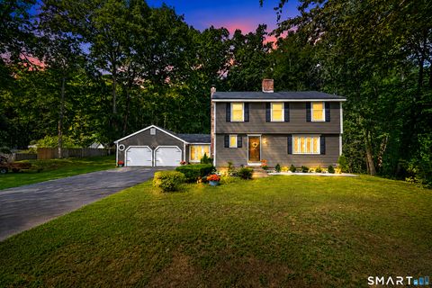 Homes For Sale - 805 Suffield Street<br/> Suffield, CT 06078