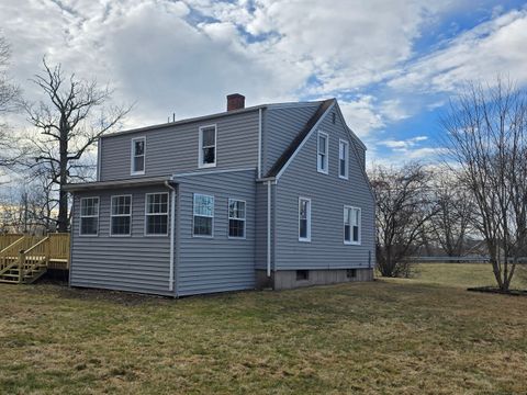 A home in Cromwell